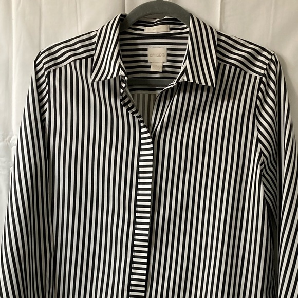 🔲CHICO’s🔲Black/White Striped No-Iron Shirt - Picture 3 of 13